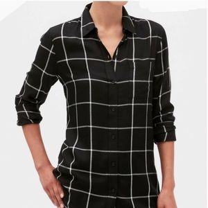 NWT Banana Republic Black Checkered Boyfriend Fit Button Down Shirt